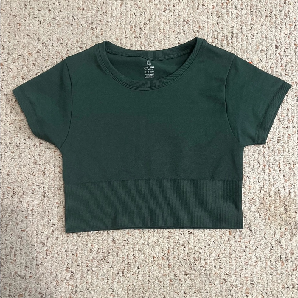 Aerie Offline dark green cropped t-shirt